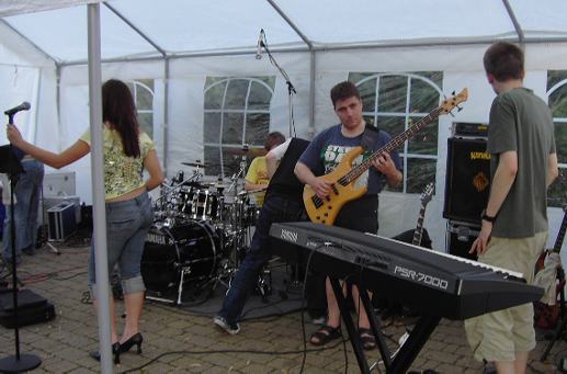 Schliessen von image009.jpg