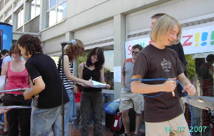 Schliessen von image006.jpg