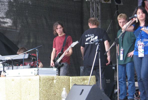 Schliessen von image004.jpg