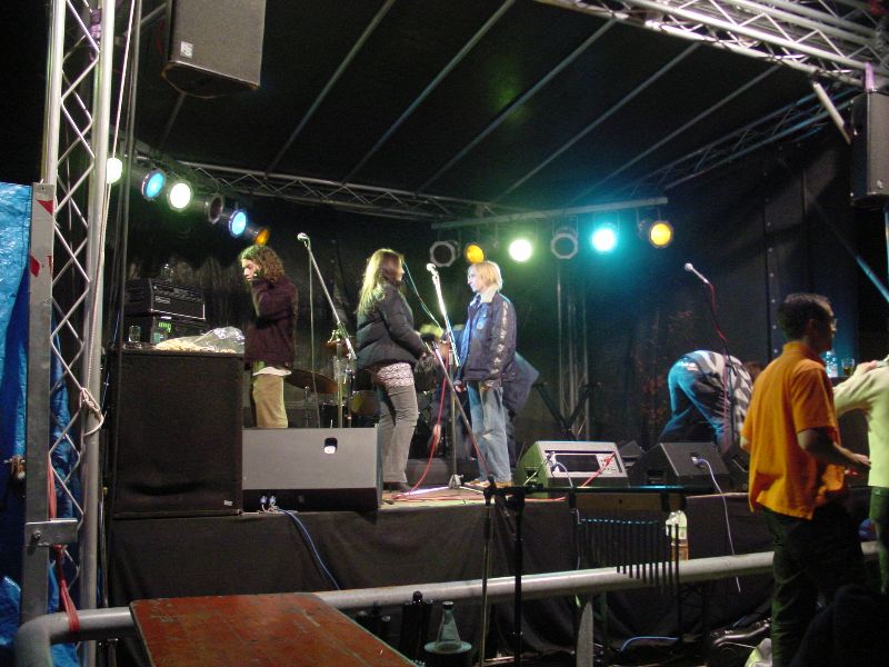 Schliessen von image003.jpg